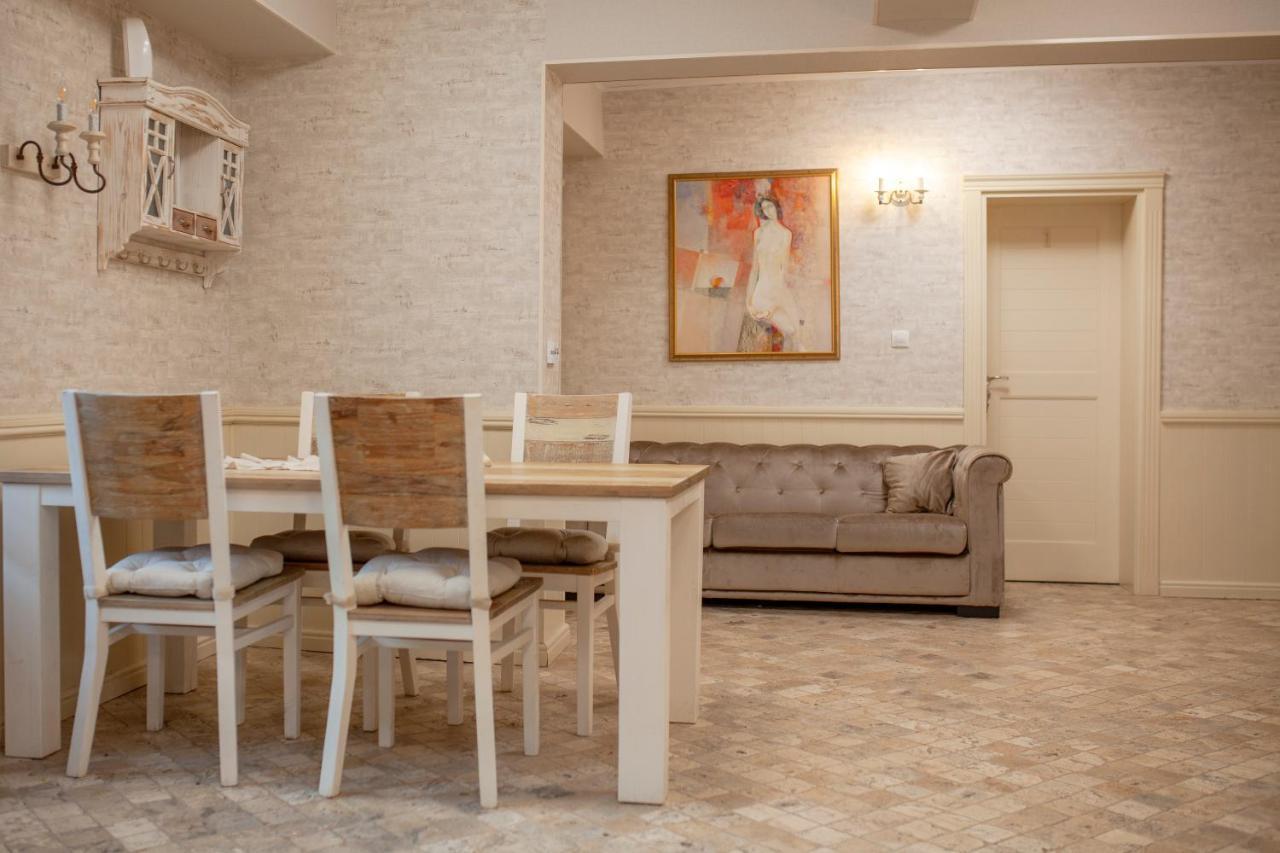 Private Villa Gergana ساباريفا بانيا المظهر الخارجي الصورة