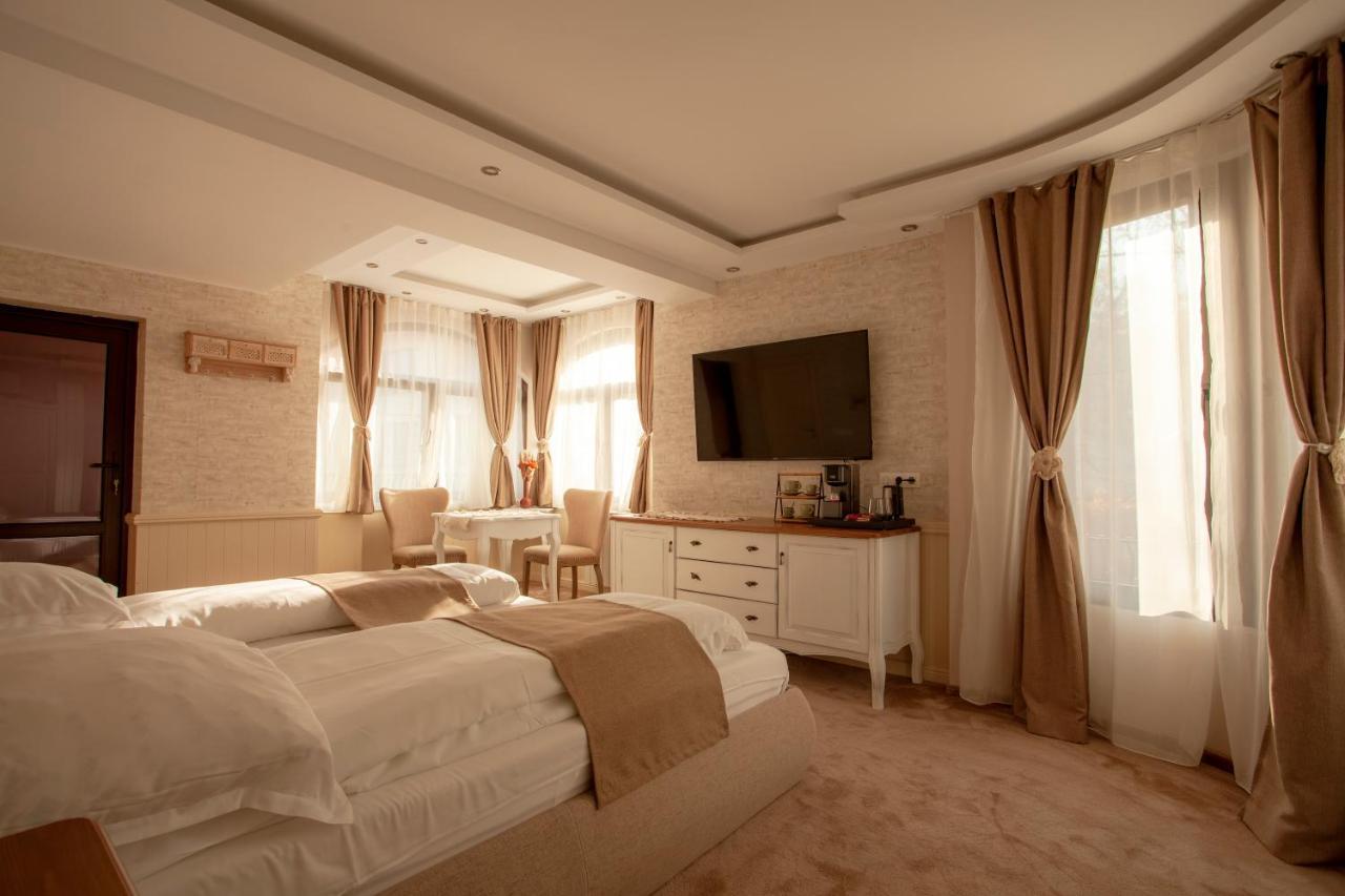 Private Villa Gergana ساباريفا بانيا المظهر الخارجي الصورة