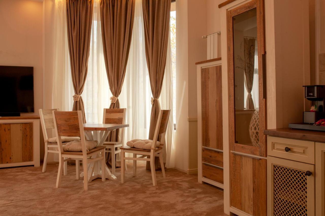 Private Villa Gergana ساباريفا بانيا المظهر الخارجي الصورة